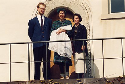 Pfarrer, Leni, Barbara und Kevin